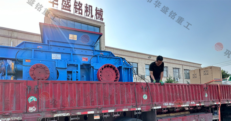 華盛銘廠家的對(duì)輥制砂機(jī)怎么樣？市場(chǎng)價(jià)一臺(tái)多少錢？