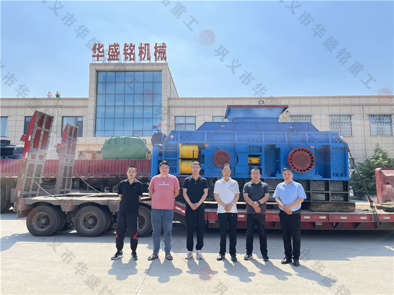 河卵石制砂用哪種機器，對輥制砂機怎么樣